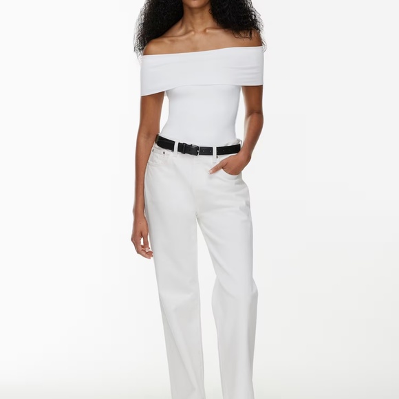 Aritzia Contour Off-Shoulder Sleeveless Hip Top – White (XS) - Picture 4 of 9